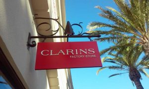 Custom Blade Sign for Clarins