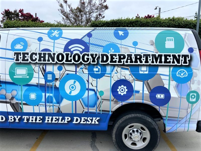 Elementary School Vehicle Graphics Show Learning Can Be Fun in Buena Park CA