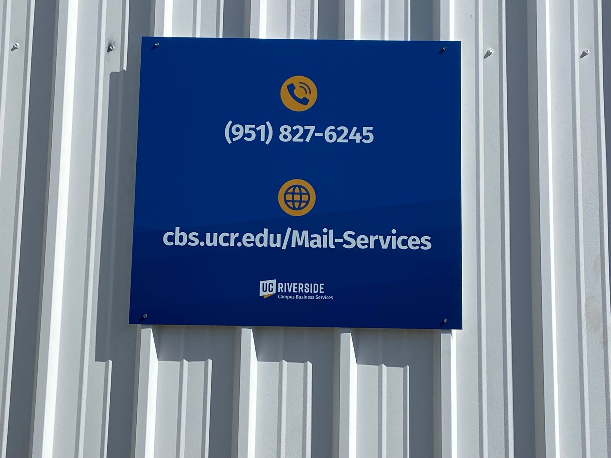 New Facility Signs for UCR  in Riverside Direct Visitors and Guests