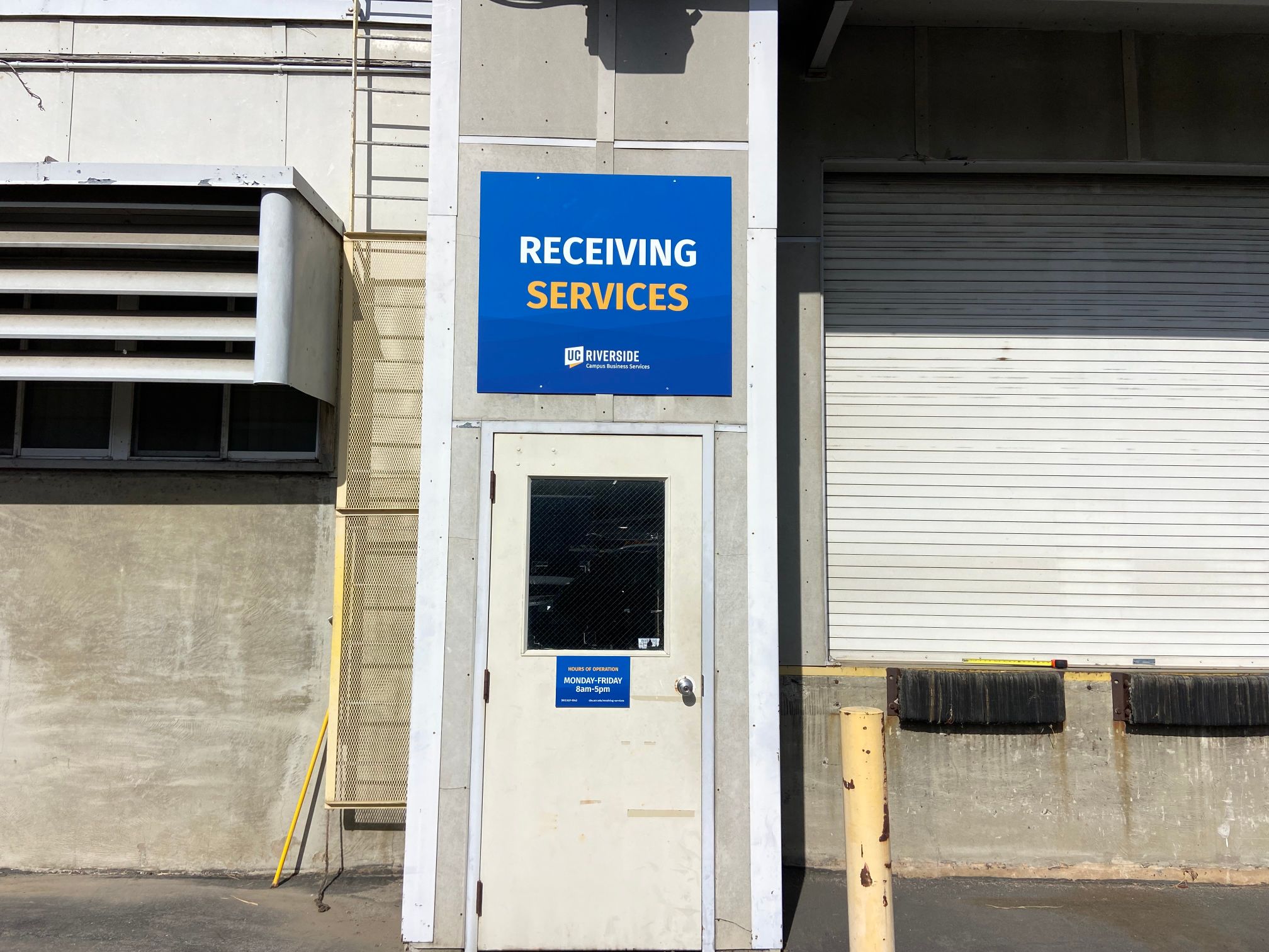 New Facility Signs for UCR  in Riverside Direct Visitors and Guests