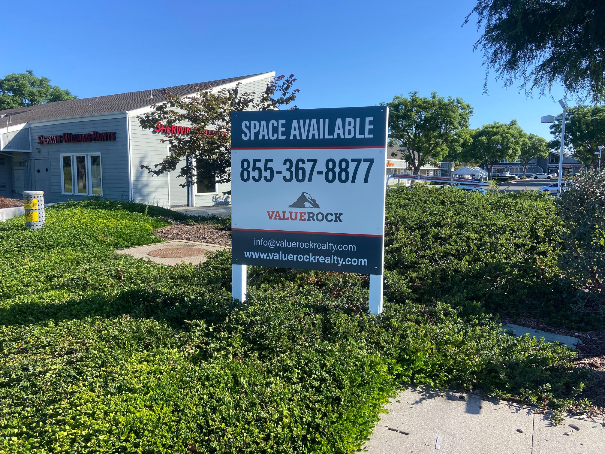 Anti-Graffiti Commercial ‘For Lease’ Signs in Orange County CA