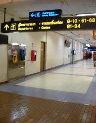 Maple Ridge, BC – Airports Benefit from Custom Signs for Regulation and Safety